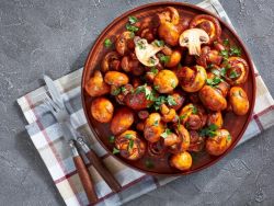 Champiñones al horno con tomates receta